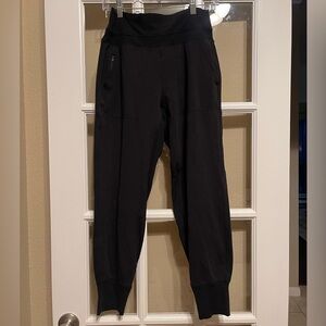 Athleta Venice Jogger in Black